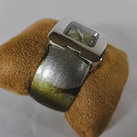 Suisse Quartz Stainless Steel Watch Japan Movement - Picture 2 of 8